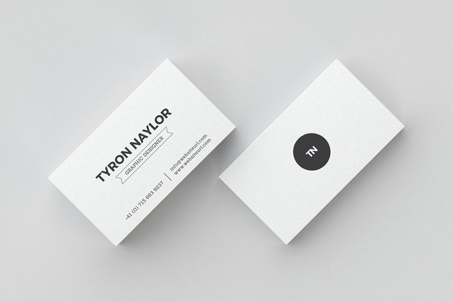 اطلاعاتی روی کارت ویزیت مینیمال