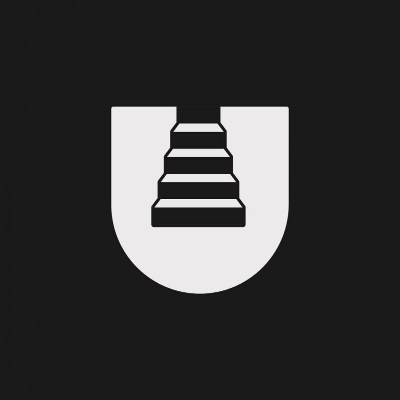 لوگو خلاقانه پله