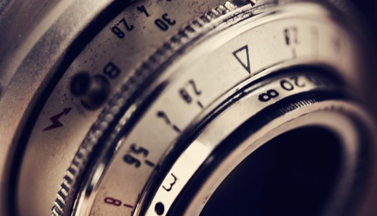 دوربین عکاسی حرفه ای