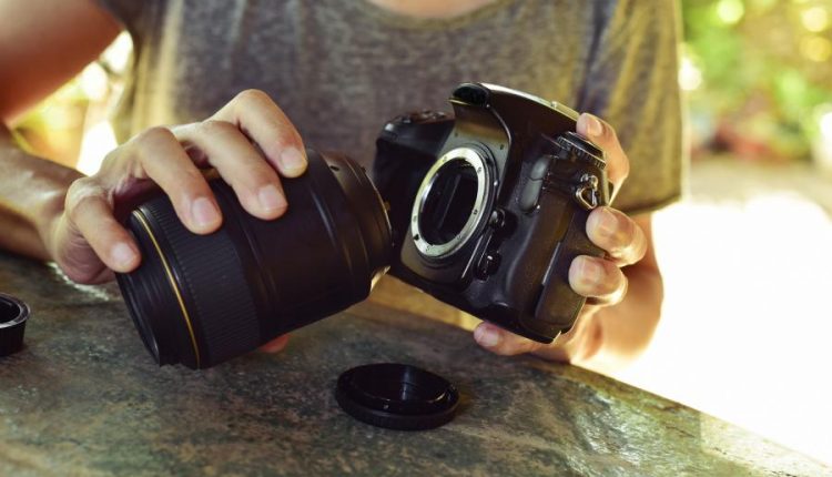 دوربین عکاسی حرفه ای