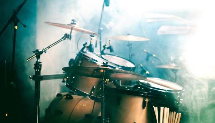 تصاویر استوک سازهای کوبه ای