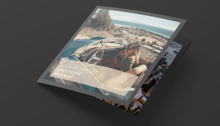 موکاپ زیبای بروشور مربعی