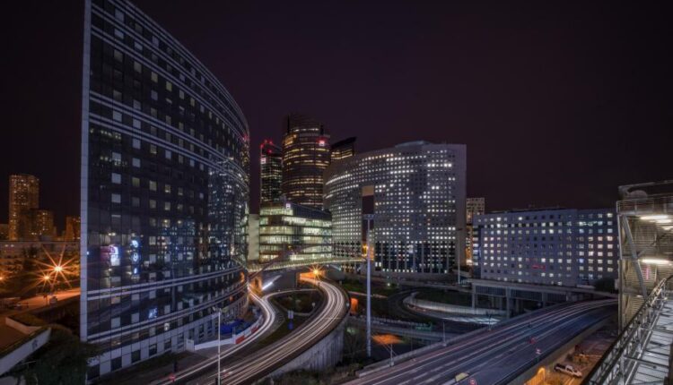 تصویر زمینه