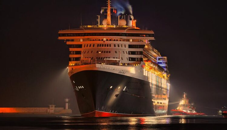 عکس زمینه تایتانیک