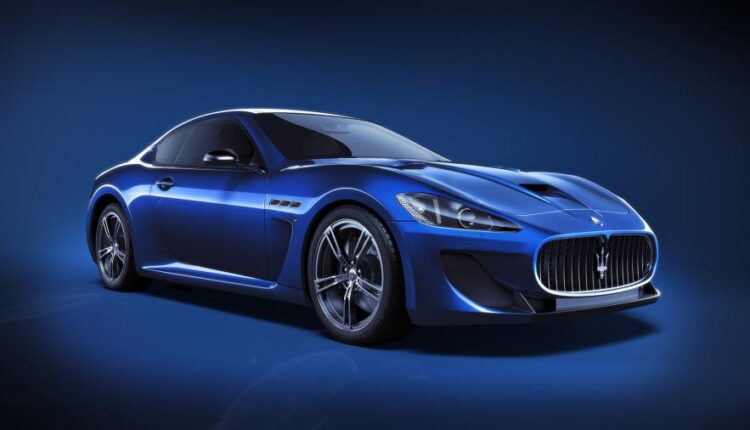 تصویر زمینه ماشین اسپرت