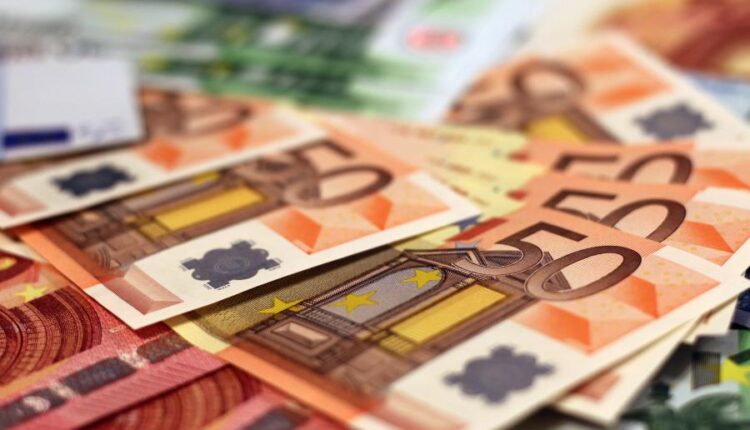 تصویر زمینه پول