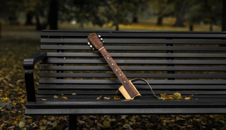 تصویر زمینه گیتار