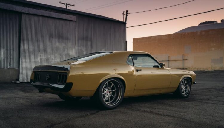 عکس پس زمینه ماشین