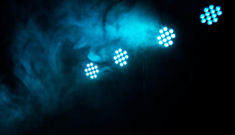 تصویر زمینه مشکی