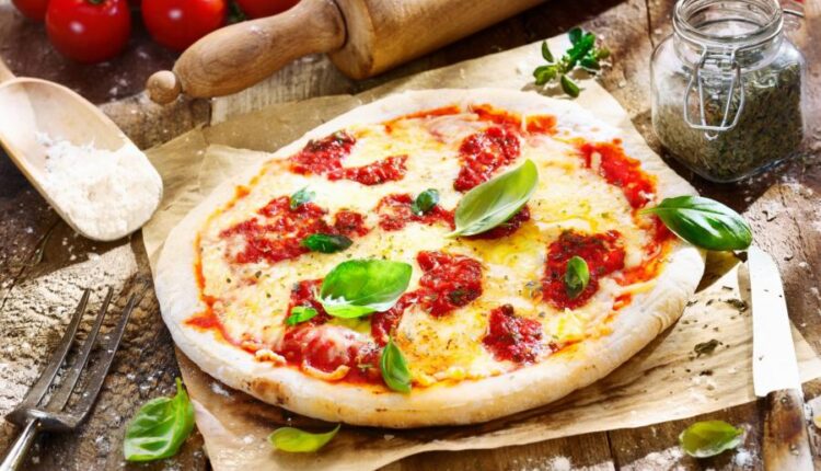 تصویر زمینه پیتزا