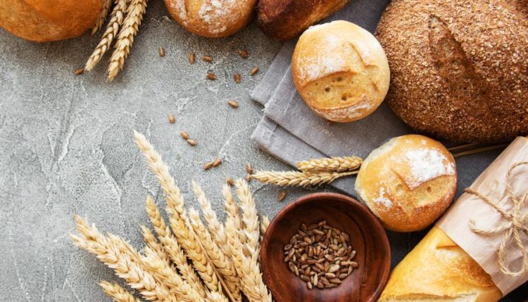 عکس استوک نان فانتزی   Fresh pastries wholegrain