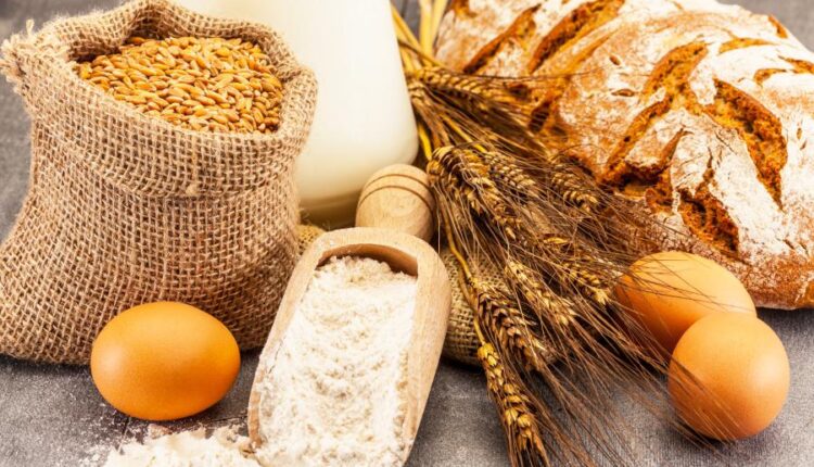 عکس استوک نان فانتزی   Fresh pastries wholegrain