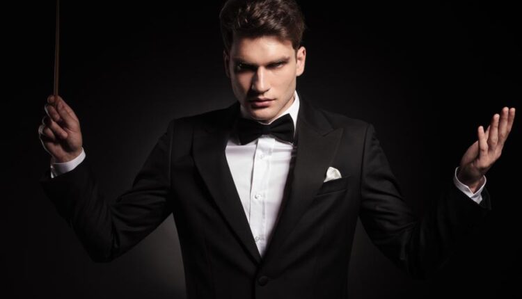 عکس استوک رهبر ارکستر   symphonic orchestra of opera