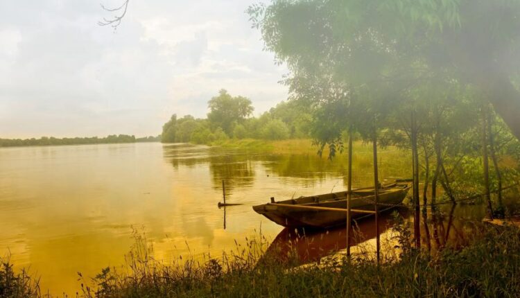 سری سی ام عکس زمینه های متنوع با کیفیت   Wallpapers