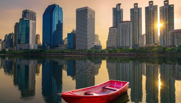 سری سی و دوم بک گراند های متنوع با کیفیت   Wallpapers