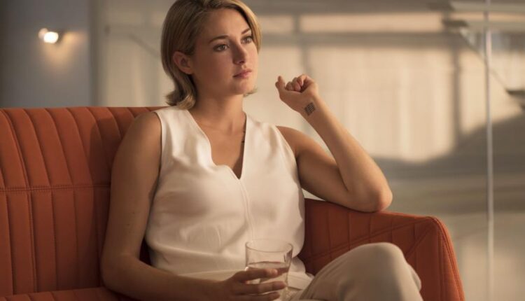 سری سی و دوم بک گراند های متنوع با کیفیت   Wallpapers