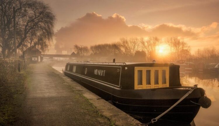 سری سی و دوم بک گراند های متنوع با کیفیت   Wallpapers