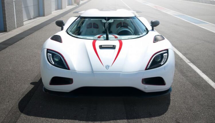 عکس پس زمینه ماشین