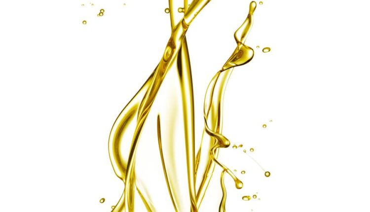 عکس استوک روغن مایع   Oil Splash Isolated