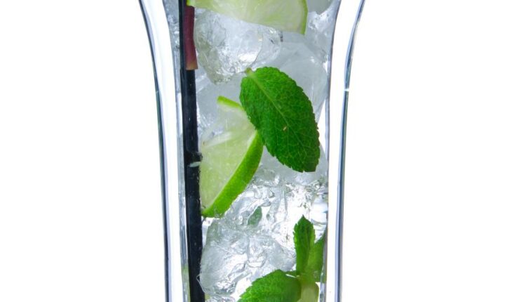 عکس استوک موهیتو   Mojito Cocktail Isolated
