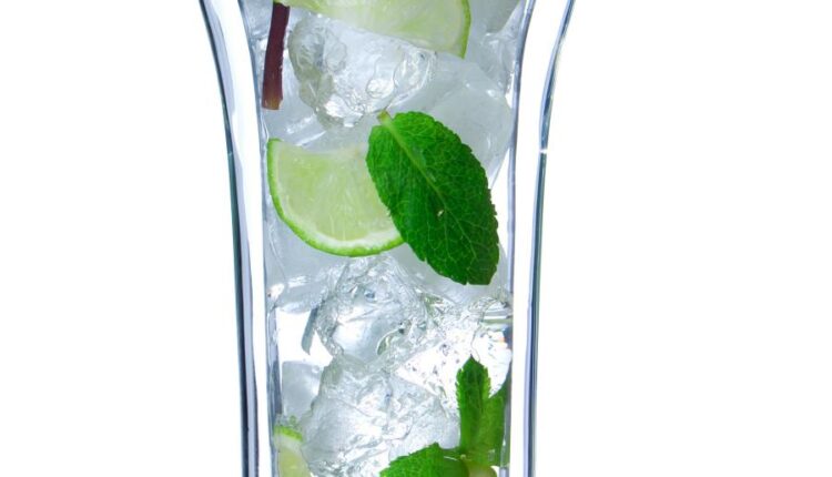 عکس استوک موهیتو   Mojito Cocktail Isolated