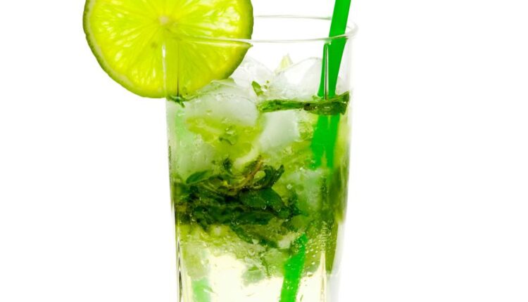 عکس استوک موهیتو   Mojito Cocktail Isolated