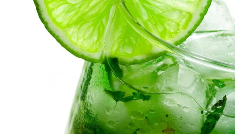 عکس استوک موهیتو   Mojito Cocktail Isolated