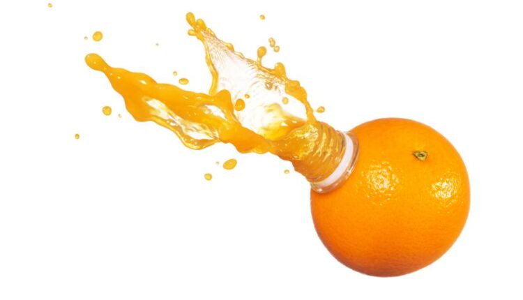 عکس استوک آب پرتقال و پرتقال   Orenge Juice Splash Isolated