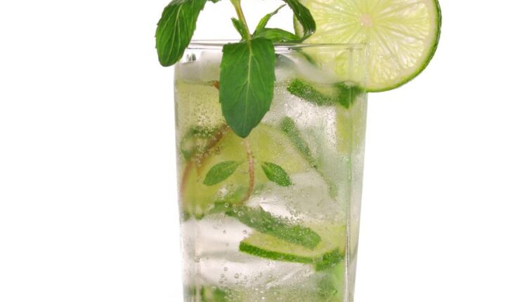 عکس استوک موهیتو   Mojito Cocktail Isolated