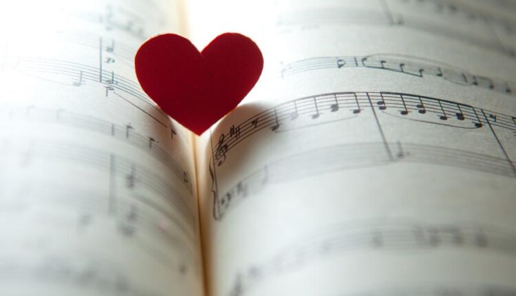 سری اول عکس استوک عاشقانه   Love conceptual illustration