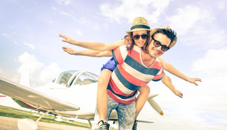 سری اول عکس استوک عاشقانه   Love conceptual illustration