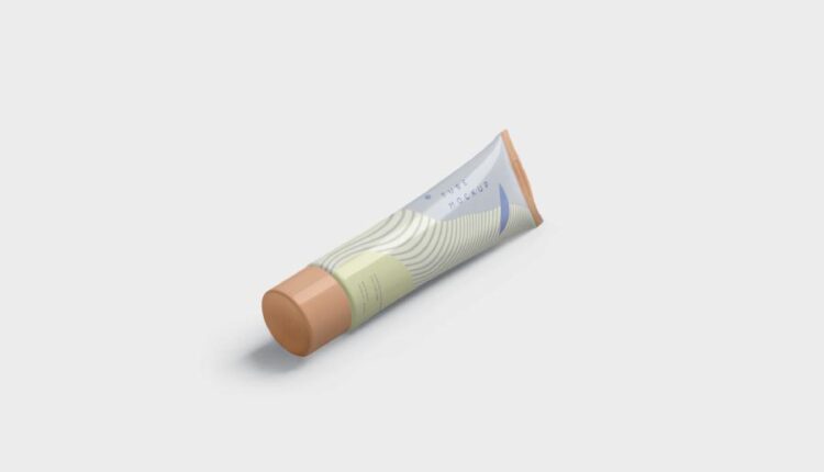موکاپ زیبای بسته بندی کرم آرایشی   Paste Tube Mockups