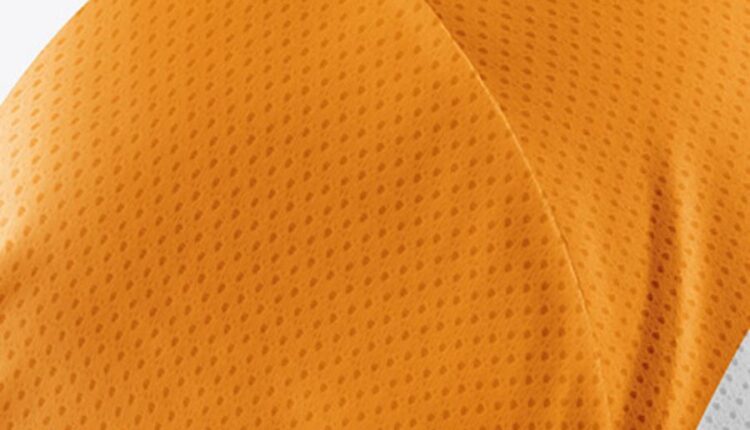 موکاپ بلوز ورزشی مردانه   Men’s Jersey Mockup