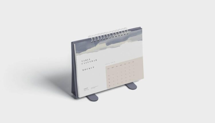 4 موکاپ زیبای تقویم رومیزی   Table Calendar Mockups