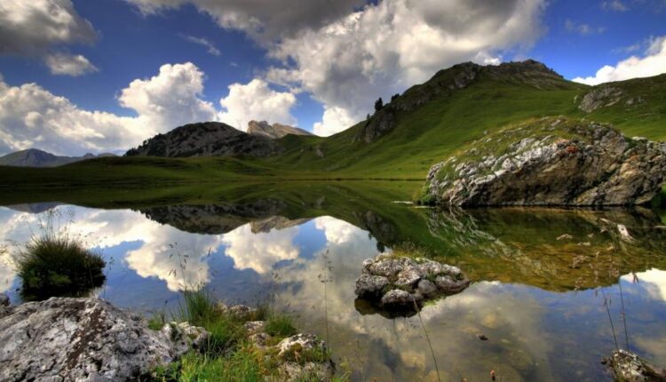 سری سی و پنجم عکس زمینه های جذاب   Beautiful Wallpapers