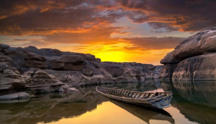 سری چهل و چهارم بک گراند های جذاب   Beautiful Wallpapers