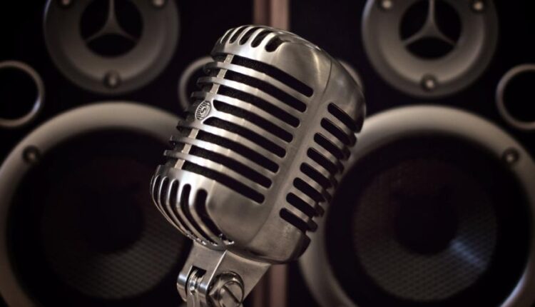 بک گراند میکروفون