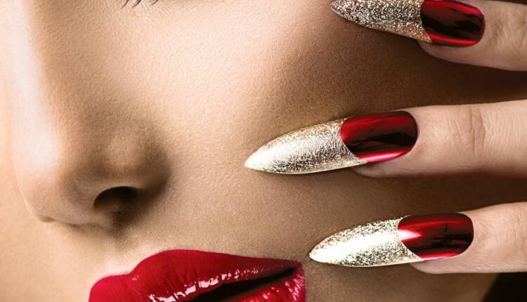 تصاویر استوک آرایش زنانه   Beautiful girl with make up