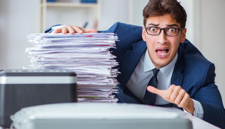 تصاویر استوک شرکت و اداره   Business head at office