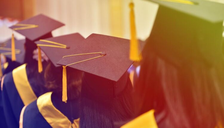 عکس استوک جشن فارغ التحصیلی   Graduation Ceremony