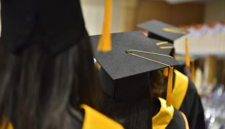 عکس استوک جشن فارغ التحصیلی   Graduation Ceremony