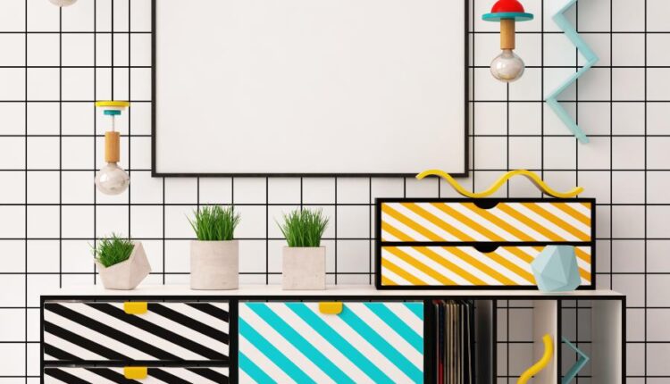 موکاپ پوستر در فضای داخلی خانه   Mock Up Poster