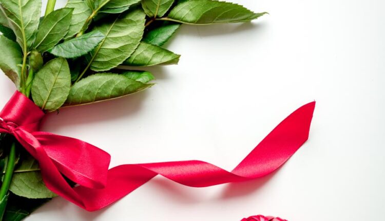 عکس استوک روز ولنتاین   Concept Valentine Day with Flower