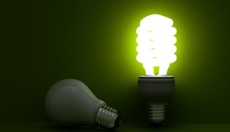 عکس استوک مصرف بهینه برق   Energy saving light bulb