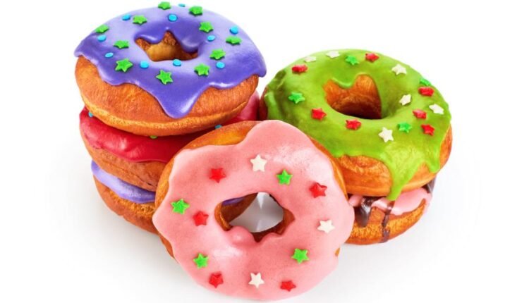 عکس استوک دونات شکلاتی و خامه ای   Donuts chocolate