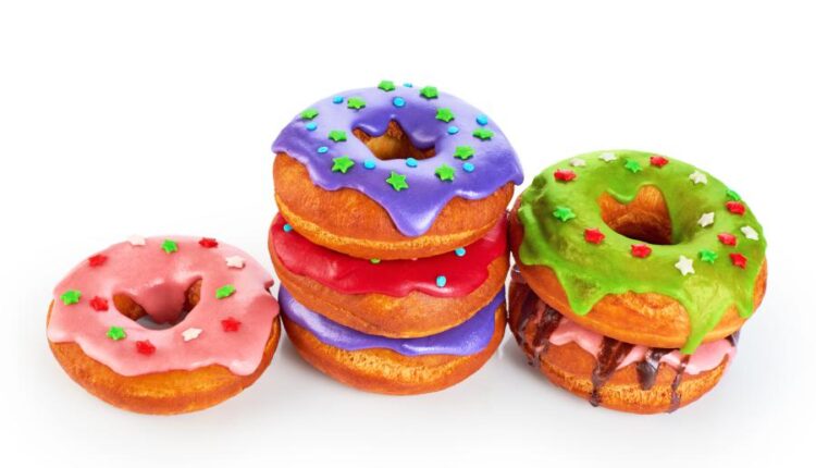 عکس استوک دونات شکلاتی و خامه ای   Donuts chocolate