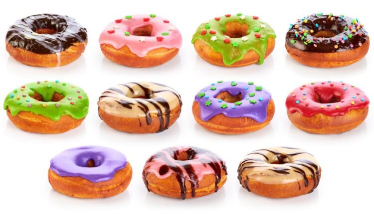 عکس استوک دونات شکلاتی و خامه ای   Donuts chocolate