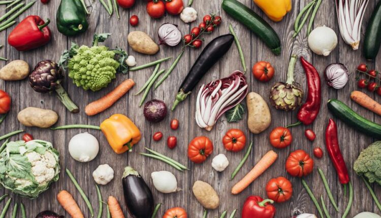 عکس استوک میز آشپزی در آشپزخانه   Cooking in a rustic kitchen