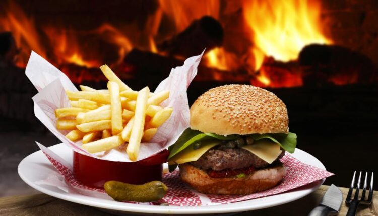 عکس استوک همبرگر و چیزبرگر اشتهاآور   Appetizing hamburger