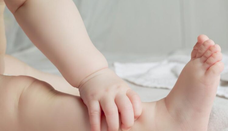 10 عکس استوک بچه با حوله   Baby with a towel   10 UHQ JPEG